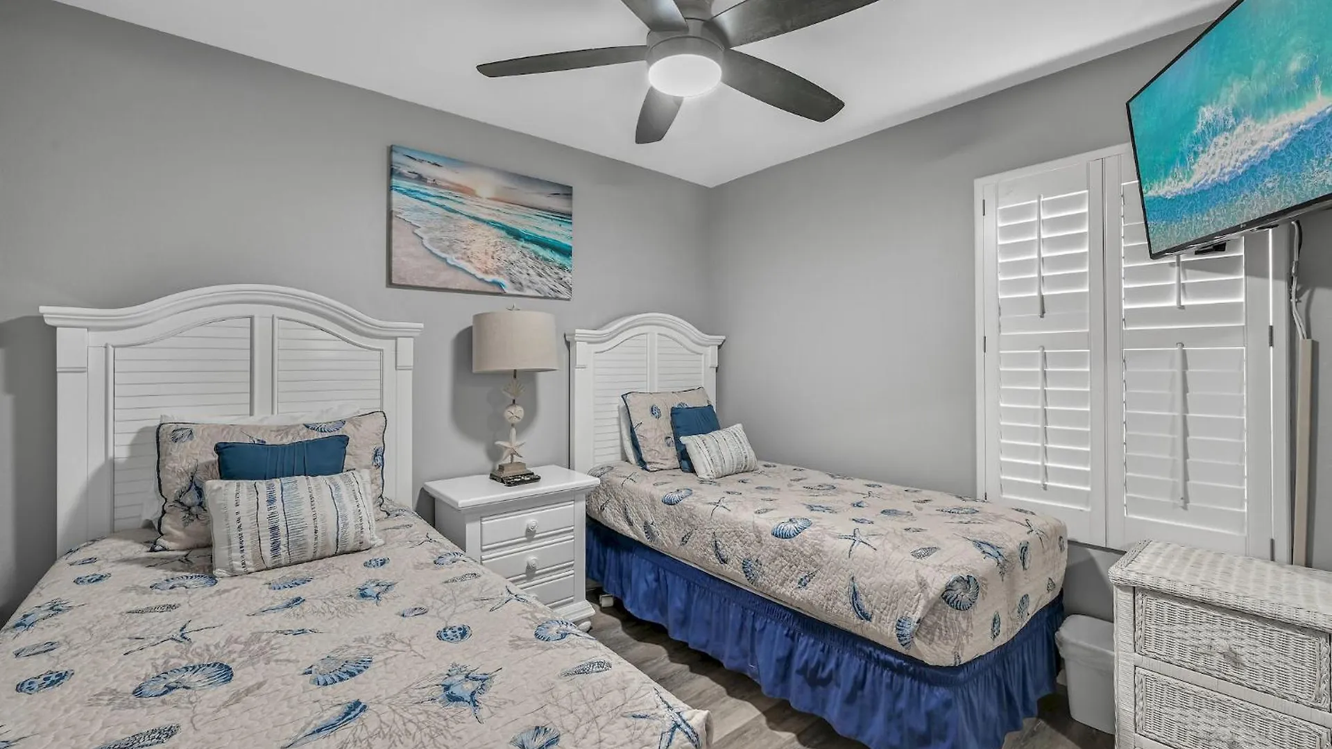Pelican Beach Resort By Tufan Destin