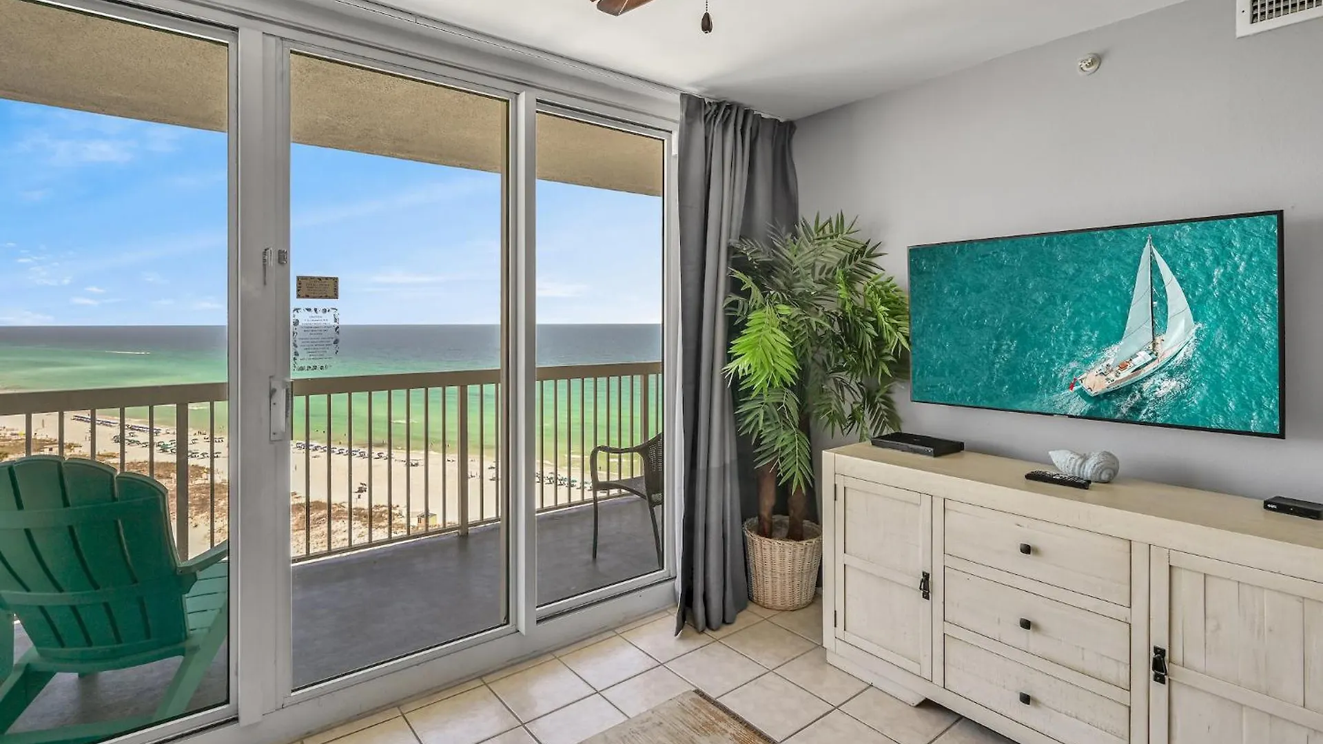 Aparthotel Pelican Beach Resort By Tufan Destin
